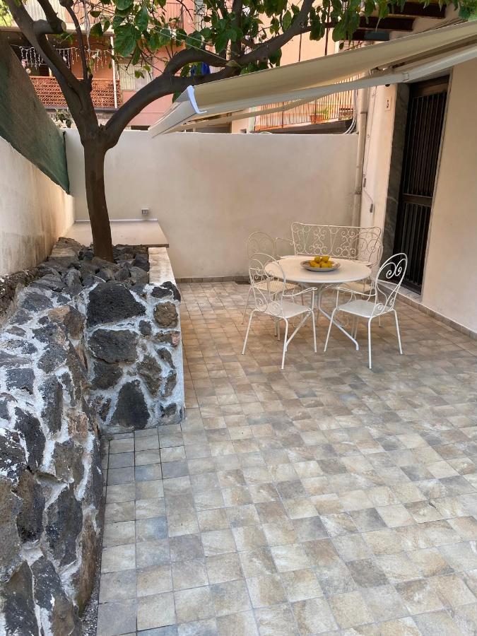 Cortile Mongibello Catania Luaran gambar