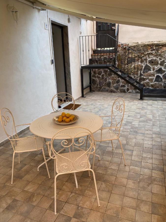 Cortile Mongibello Catania Luaran gambar