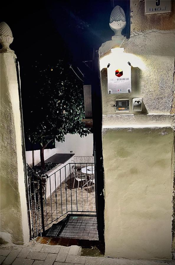 Cortile Mongibello Catania Luaran gambar